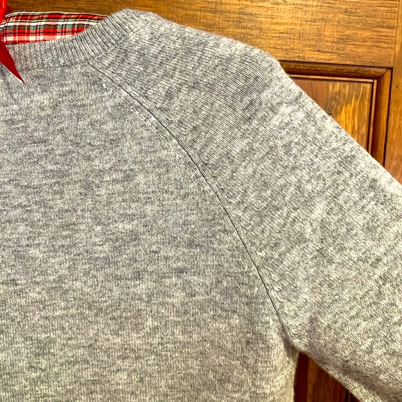 Philosophy Cashmere "LOVE" slogan Crewneck Sweater Size XS NWOT - Picture 4 of 6